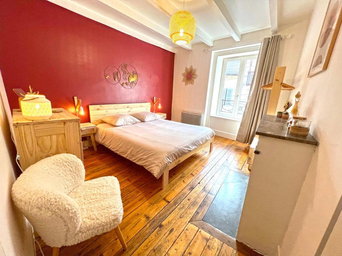 Gite Cosy Avec Jacuzzi Classe 3 Etoiles Poncin Ngoại thất bức ảnh
